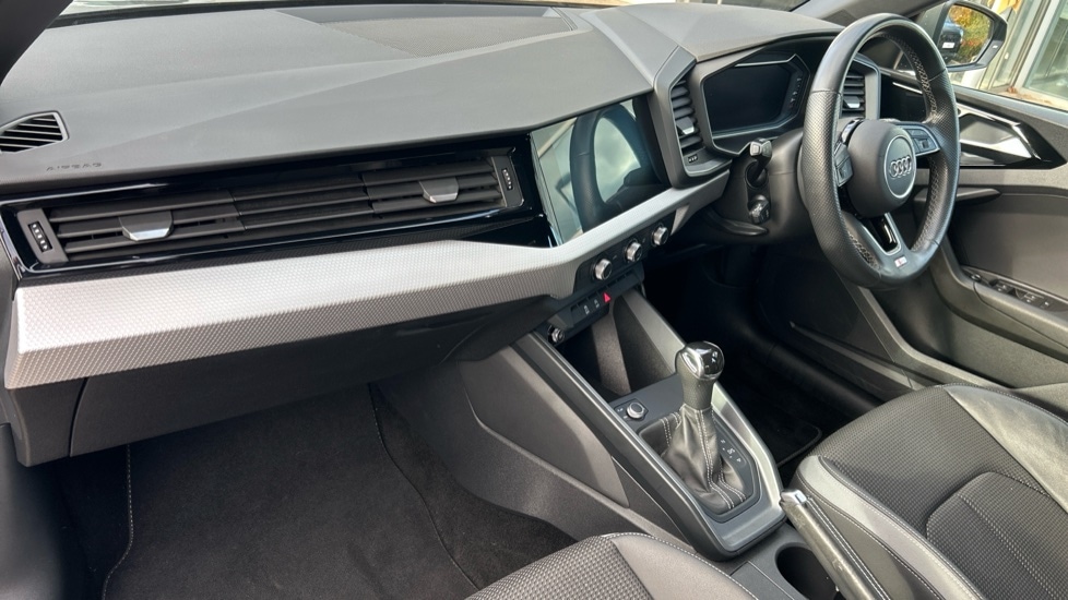 Used Audi A1 2021 for sale - 76523665: Photo 2