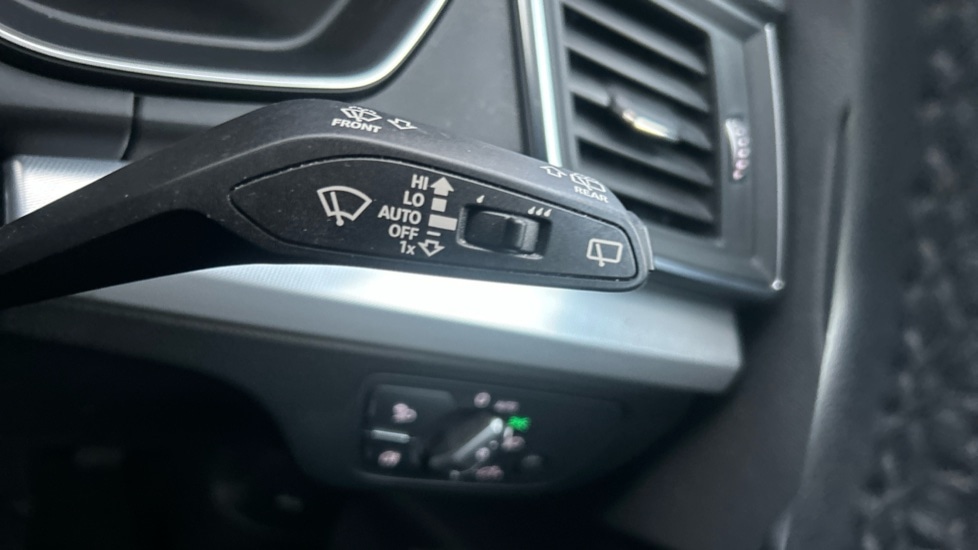 Used Audi Q5 2021 for sale - 76640352: Photo 31