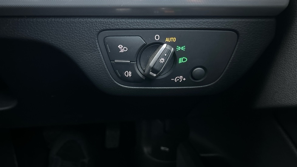 Used Audi Q5 2021 for sale - 76640352: Photo 50