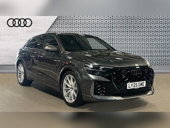 Used Audi RS Q8 2025 for sale - 76942969: Photo