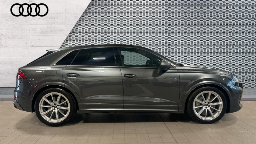 Used Audi RS Q8 2025 for sale - 76942969: Photo 4
