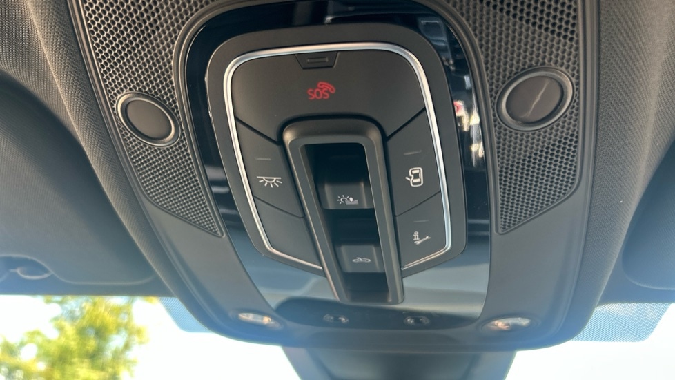 Used Audi RS Q8 2025 for sale - 76942969: Photo 46