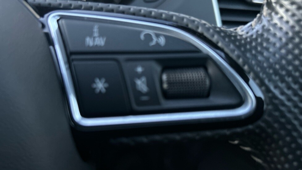 Used Audi Q3 2017 for sale - 76966568: Photo 24