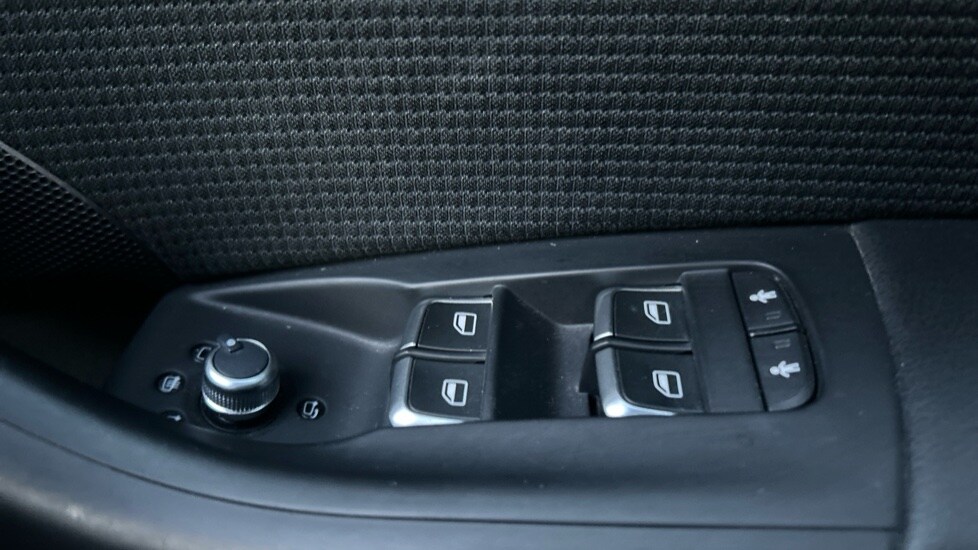 Used Audi Q3 2017 for sale - 76966568: Photo 28