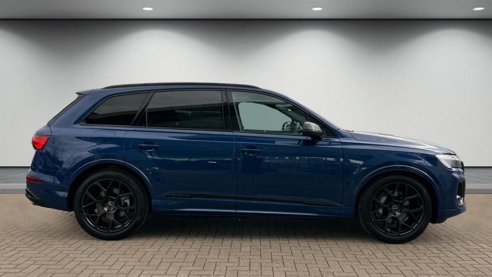 Used Audi Q7 2025 for sale - 76099968: Photo 2