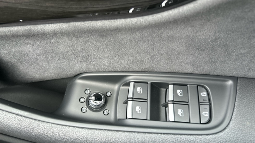Used Audi Q7 2025 for sale - 76099968: Photo 30