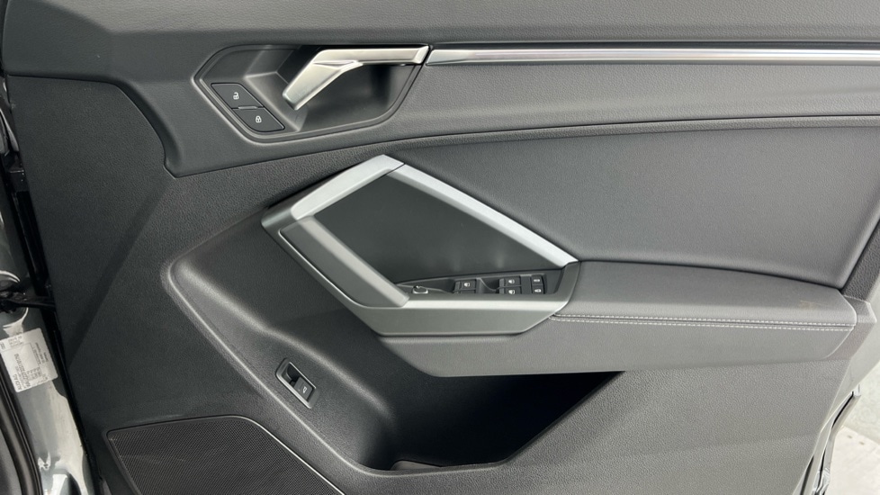 Used Audi Q3 2025 for sale - 76937543: Photo 31