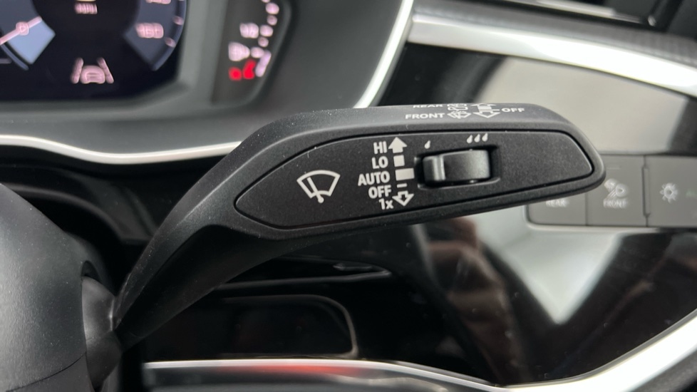 Used Audi Q3 2025 for sale - 76937543: Photo 33