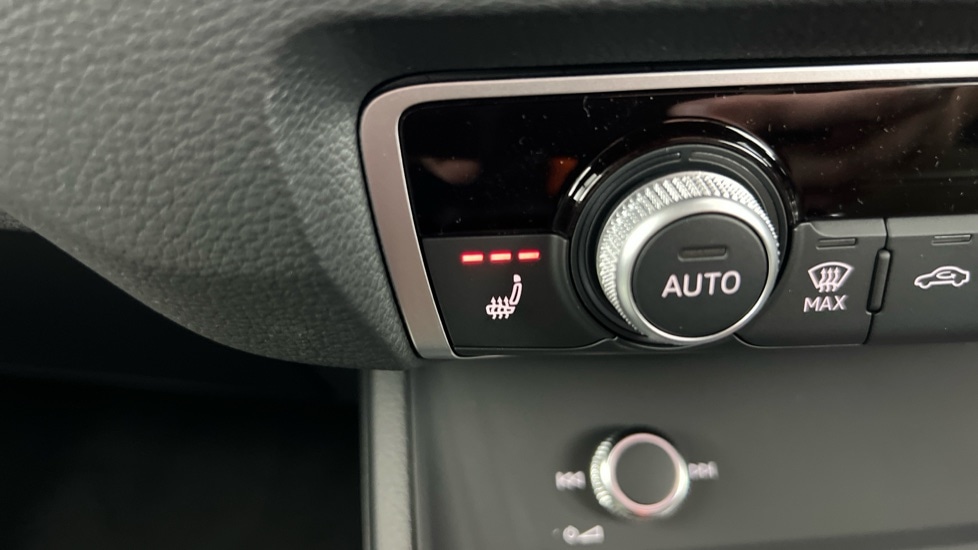 Used Audi Q3 2025 for sale - 76937543: Photo 37