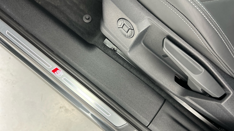 Used Audi Q3 2025 for sale - 76937543: Photo 39