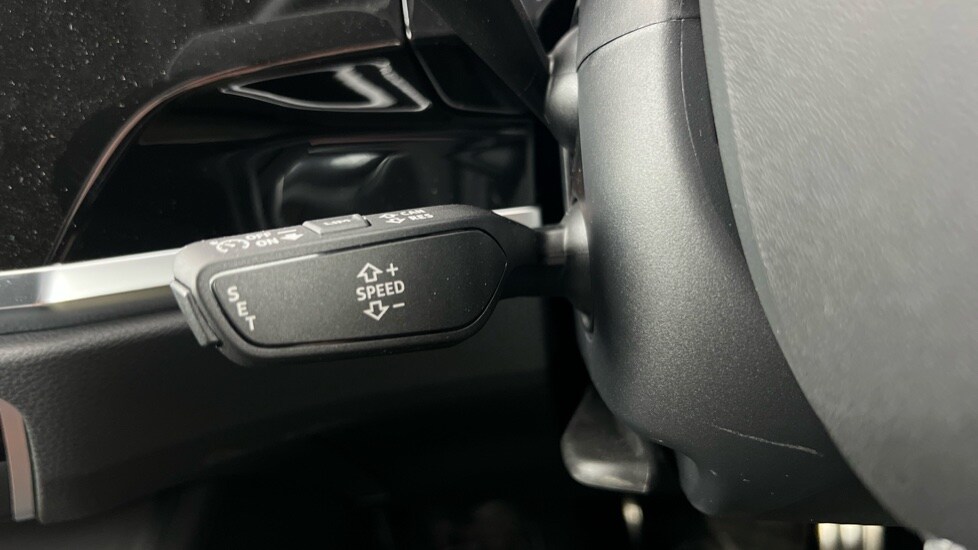 Used Audi Q3 2025 for sale - 76937543: Photo 47