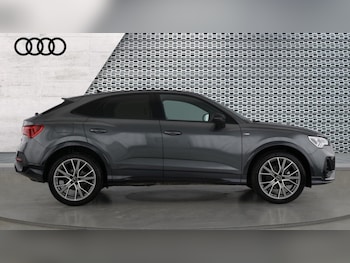 Used Audi Q3 2025 for sale - 76937543: Photo