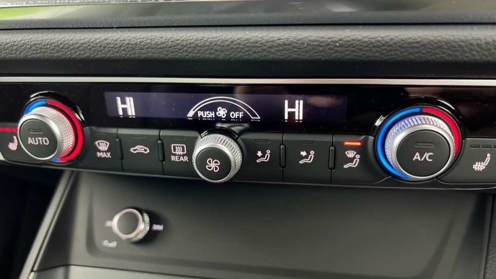 Used Audi Q3 2025 for sale - 76937543: Photo 53