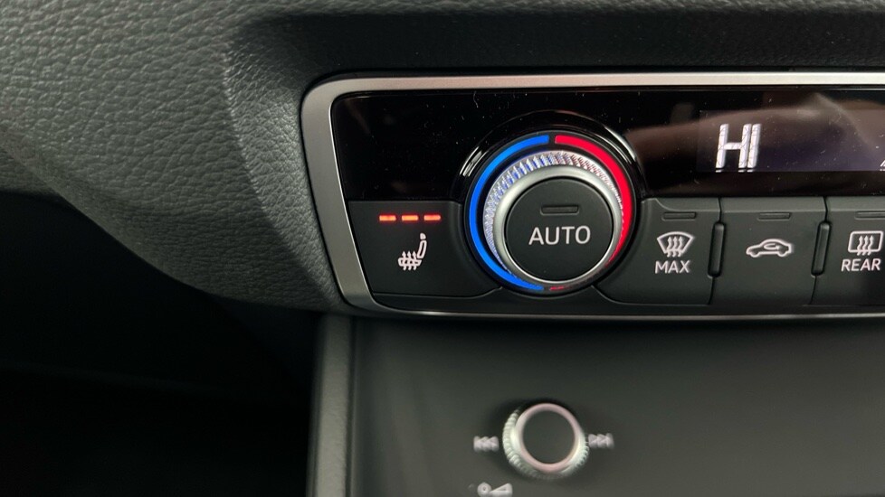 Used Audi Q3 2025 for sale - 76937543: Photo 54