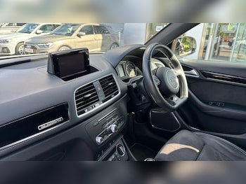 Used Audi Q3 2018 for sale - 75438509: Photo