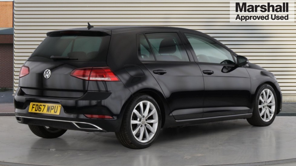 Used Volkswagen Golf 2017 for sale - 76635775: Photo 3