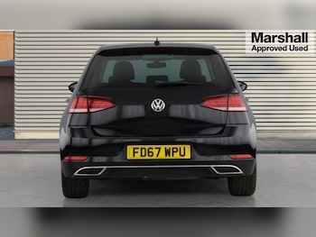 Used Volkswagen Golf 2017 for sale - 76635775: Photo