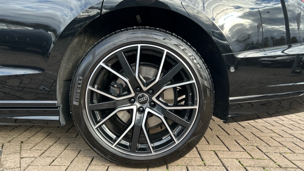 Used Audi A8 2023 for sale - 76709421: Photo 21