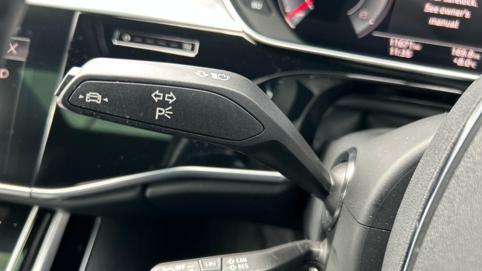 Used Audi A8 2023 for sale - 76709421: Photo 30