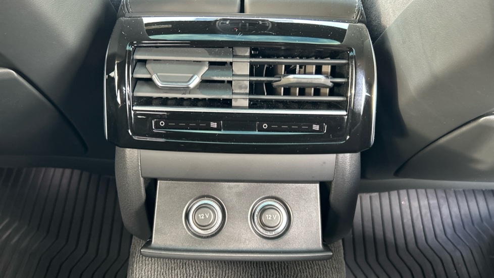 Used Audi A8 2023 for sale - 76709421: Photo 43