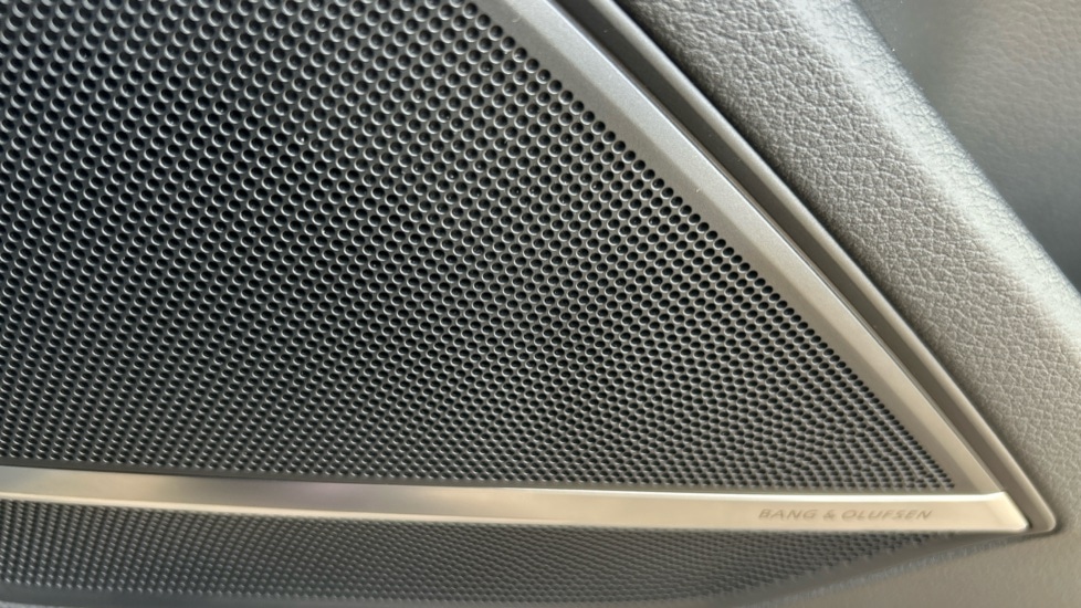 Used Audi A8 2023 for sale - 76709421: Photo 45