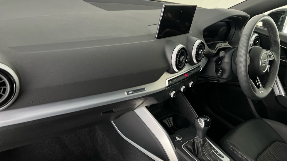 Used Audi Q2 2024 for sale - 76796283: Photo 2