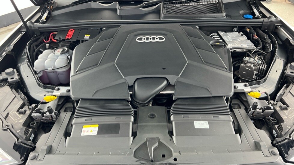 Used Audi Q7 2024 for sale - 76927982: Photo 20