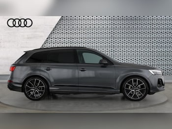 Used Audi Q7 2024 for sale - 76927982: Photo