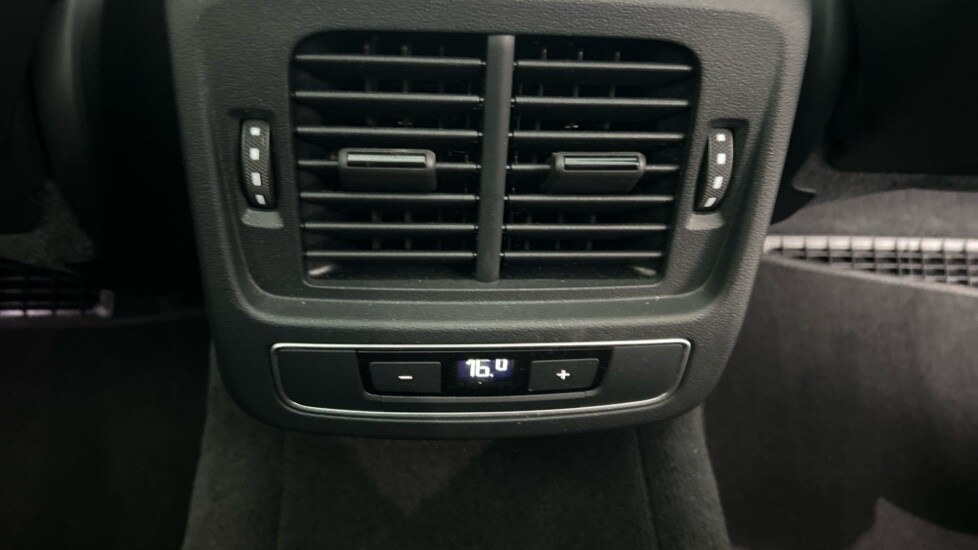 Used Audi e-tron GT 2022 for sale - 77010296: Photo 37