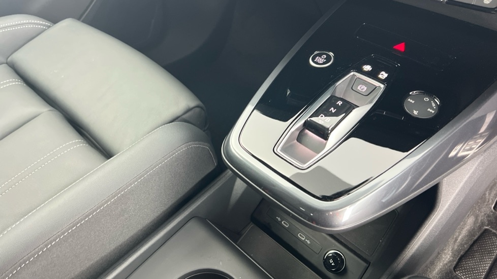 Used Audi Q4 e-tron 2025 for sale - 76552551: Photo 19