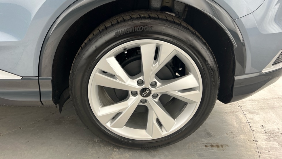 Used Audi Q4 e-tron 2025 for sale - 76552551: Photo 22