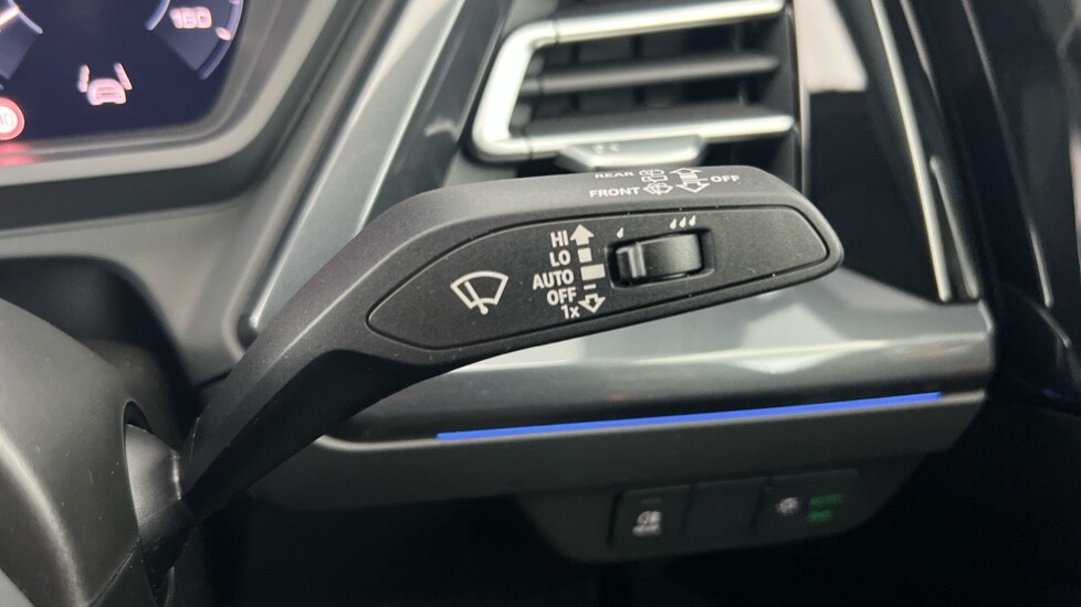 Used Audi Q4 e-tron 2025 for sale - 76552551: Photo 33