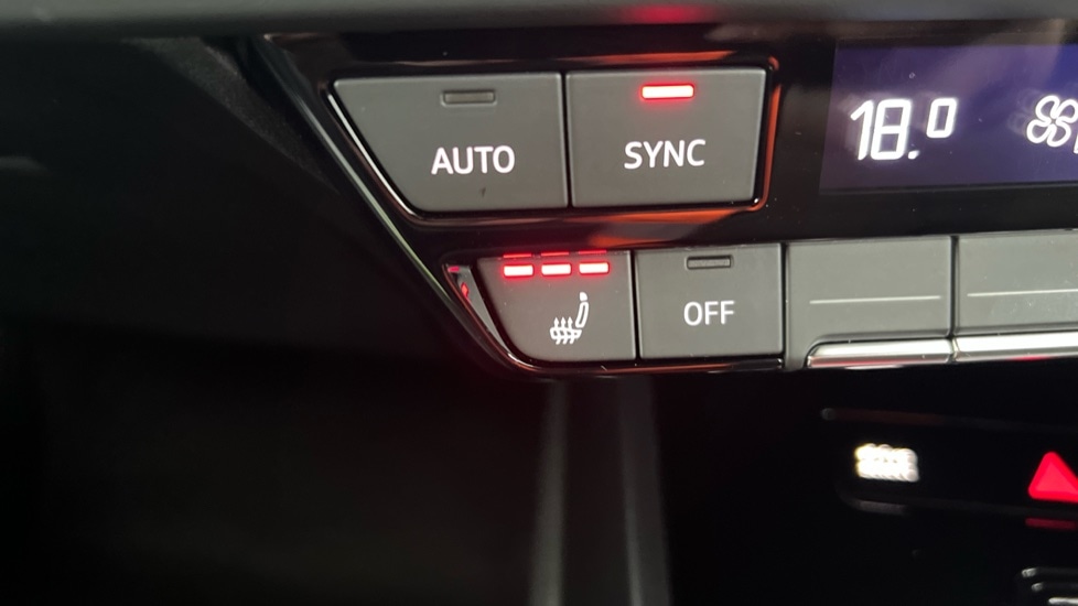 Used Audi Q4 e-tron 2025 for sale - 76552551: Photo 37