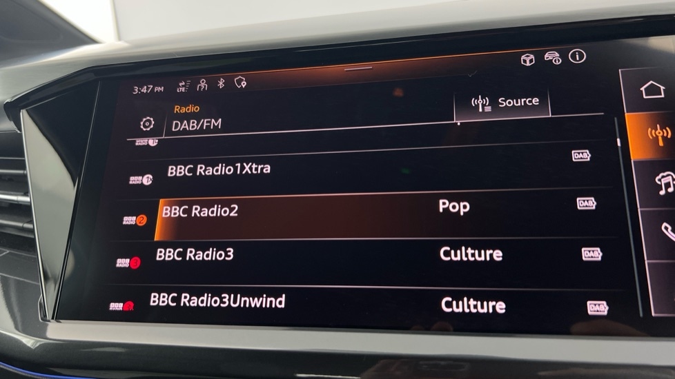 Used Audi Q4 e-tron 2025 for sale - 76552551: Photo 48