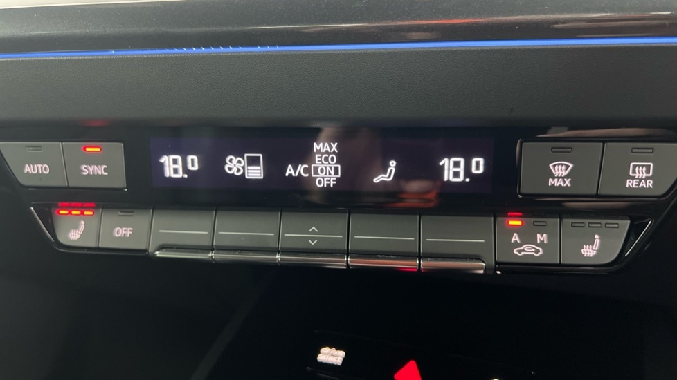 Used Audi Q4 e-tron 2025 for sale - 76552551: Photo 51