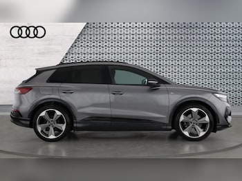 Used Audi Q4 e-tron 2025 for sale - 76196103: Photo