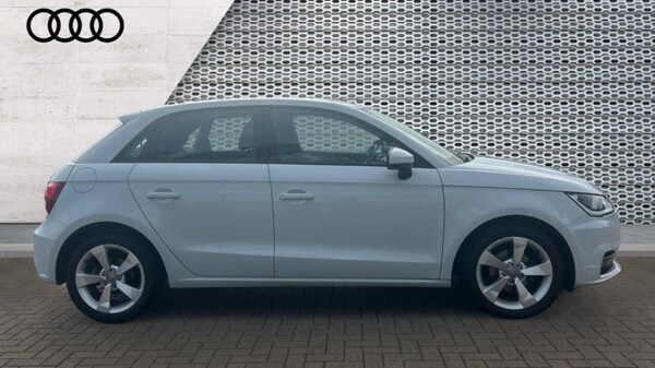 Used Audi A1 2017 for sale - 76161415: Photo 4