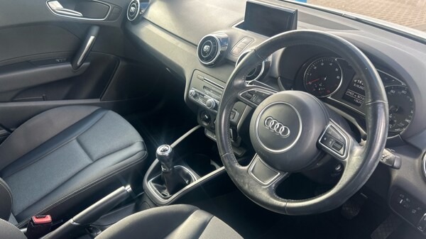 Used Audi A1 2017 for sale - 76161415: Photo 6