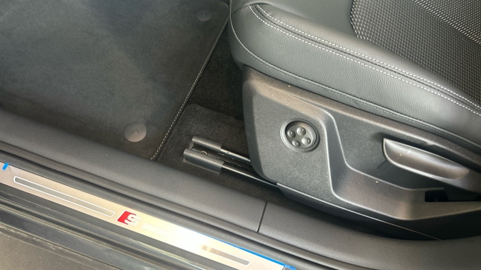 Used Audi Q2 2025 for sale - 76415296: Photo 41