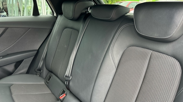 Used Audi Q2 2024 for sale - 76289776: Photo 15