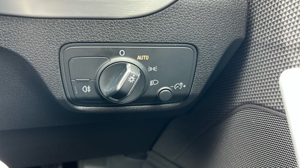 Used Audi Q2 2024 for sale - 76289776: Photo 48