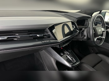 Used Audi Q4 e-tron 2023 for sale - 75636673: Photo