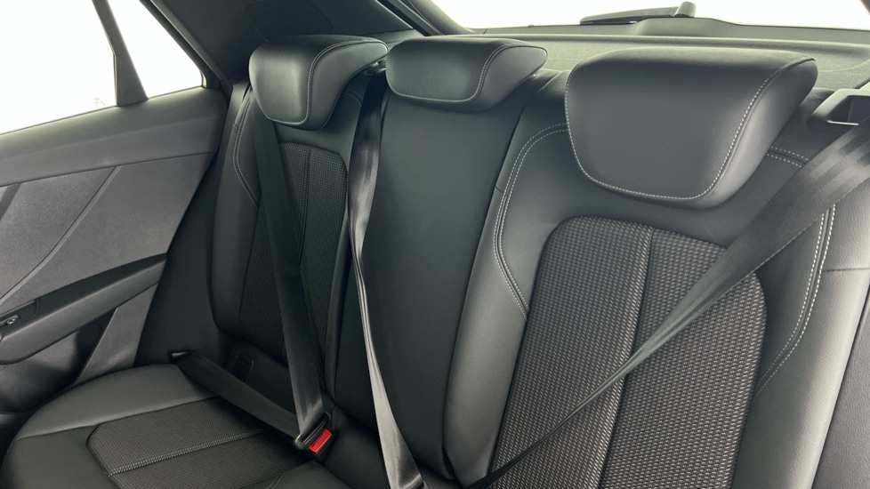 Used Audi Q2 2025 for sale - 76154829: Photo 15