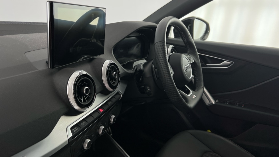 Used Audi Q2 2025 for sale - 76154829: Photo 2