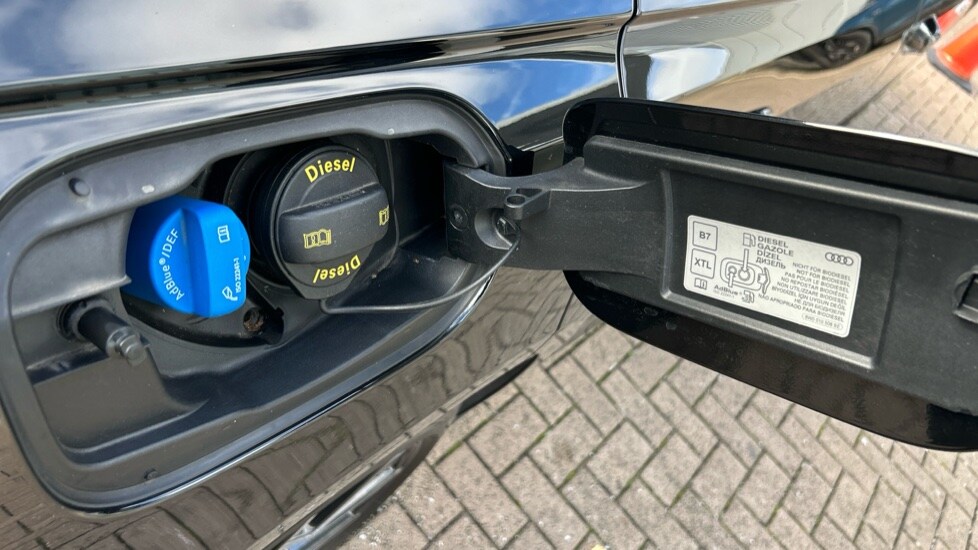 Used Audi A8 2023 for sale - 76749895: Photo 22