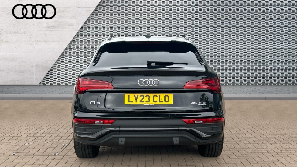 Used Audi Q5 2023 for sale - 76528933: Photo 11