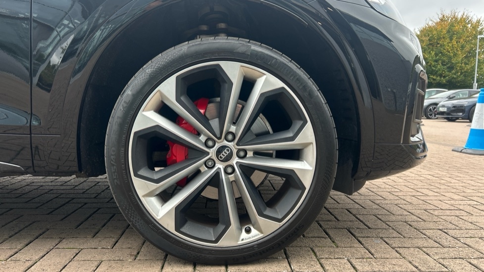 Used Audi Q5 2023 for sale - 76528933: Photo 5