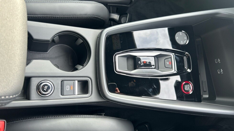 Used Audi RS3 2025 for sale - 76415266: Photo 45