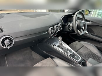 Used Audi TT 2023 for sale - 76100045: Photo 2