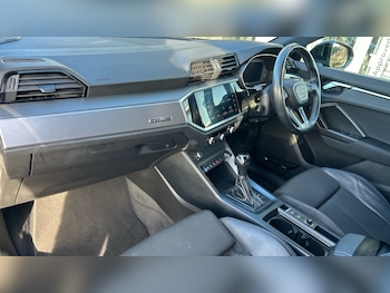 Used Audi Q3 2021 for sale - 77021848: Photo